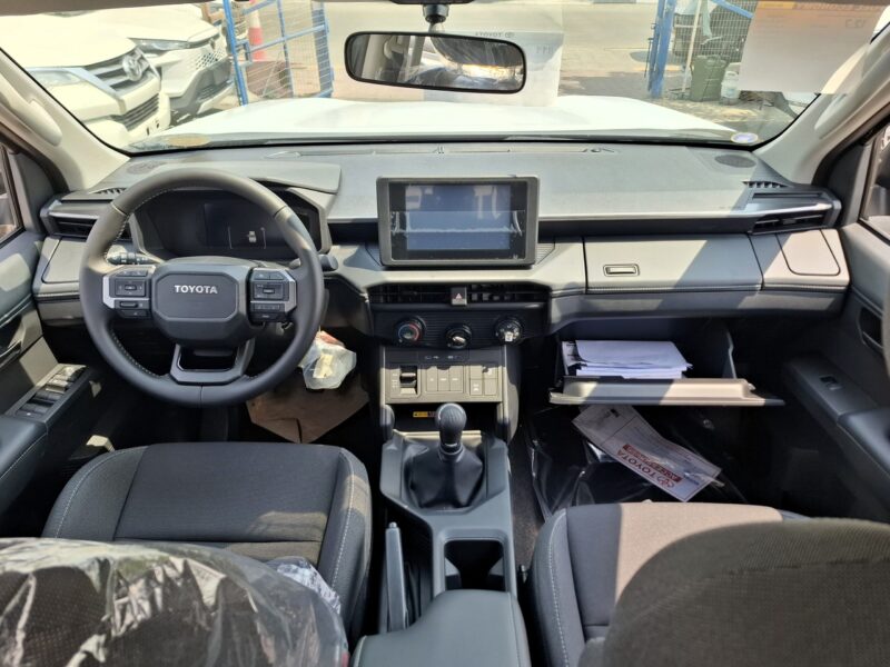 2026 Toyota Hilux E 2.8 Litres 4 Cylinders Turbo Diesel Engine Black Pickup Truck MT