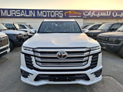 2026 Toyota Landcruiser VXR 3.5 Litres V6 Twin-Turbo Petrol Engine White Red SUV