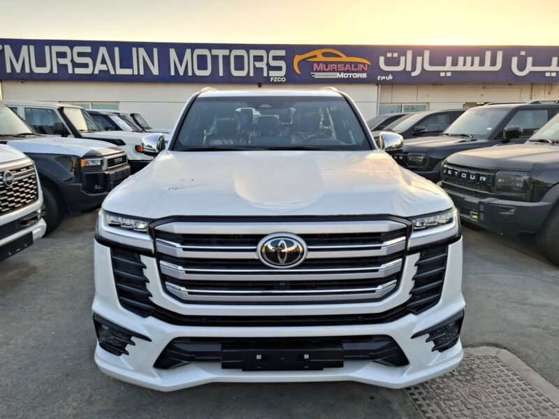 2026 Toyota Landcruiser VXR 3.5 Litres V6 Twin-Turbo Petrol Engine White Red SUV