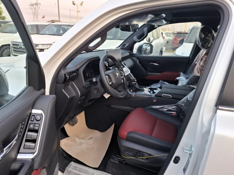 2026 Toyota Landcruiser VXR 3.3L V6 Twin-Turbo Diesel Engine White Red SUV GCC Specs