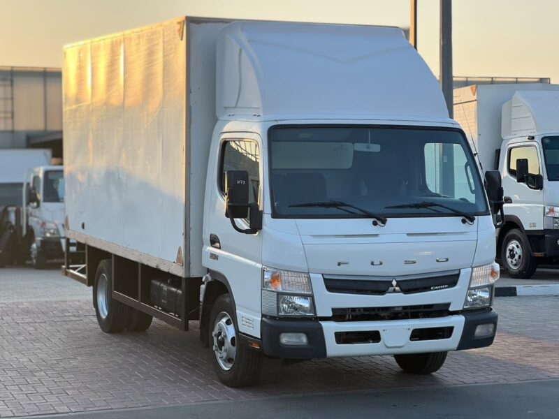 2021 Mitsubishi Canter Box 14FT 4.2L 4 Cylinders Diesel Engine White Black GCC Specs Manual