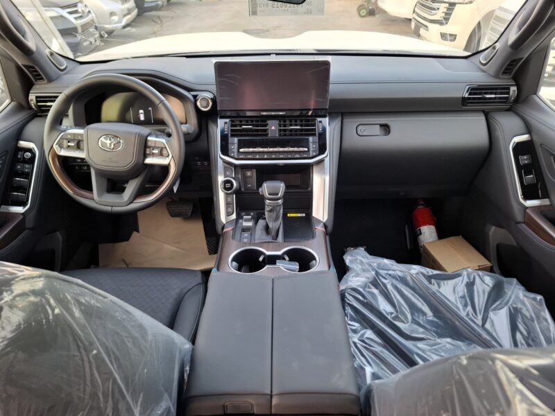 2026 Toyota Landcruiser VX 4.0 Litres Twin Turbo 6 Cylinders Petrol Engine Black SUV