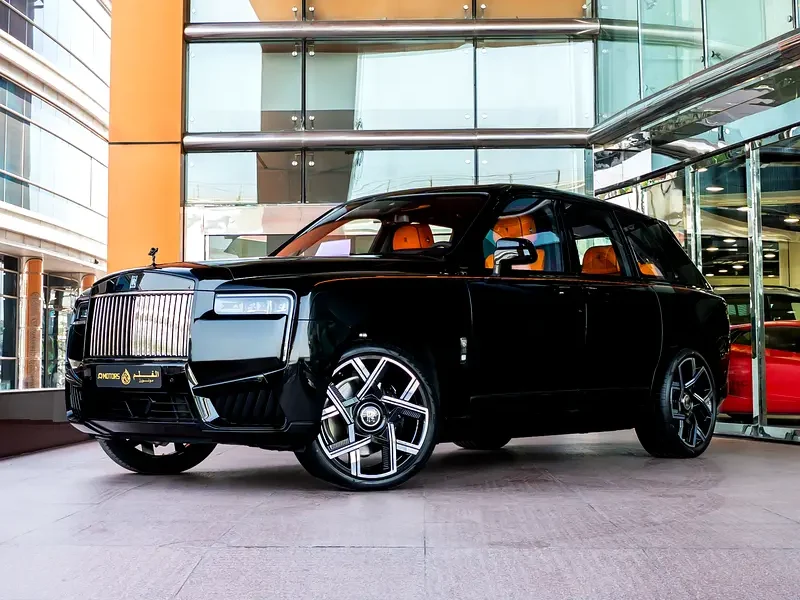 2026 Rolls-Royce Cullinan Black Badge Twin-Turbo V12 Petrol Engine Black Orange SUV