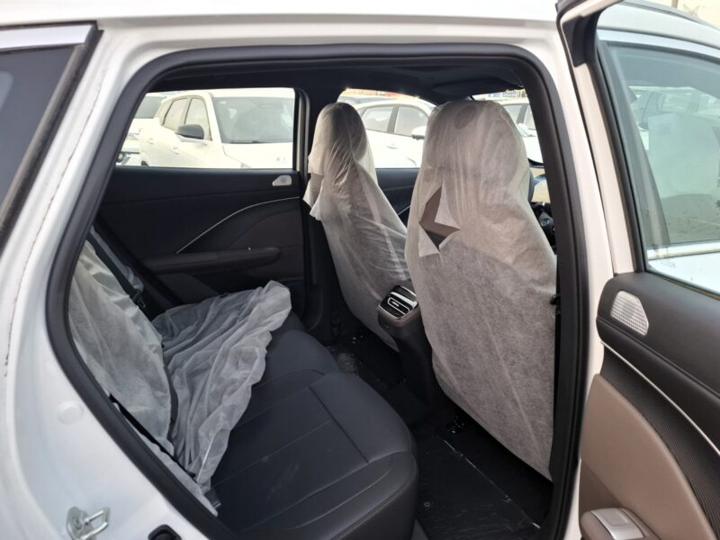 2026 Changan CS-55 Plus 1.5 Litres 4-Cylinder Petrol Engine White Black SUV Automatic