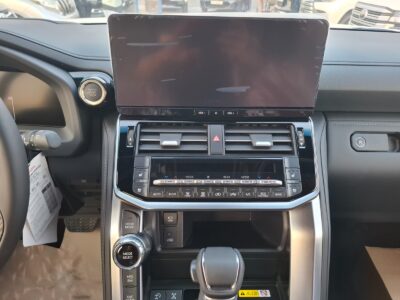 2026 Toyota Landcruiser VXR 3.3L V6 Twin-Turbo Diesel Engine White Red SUV GCC Specs