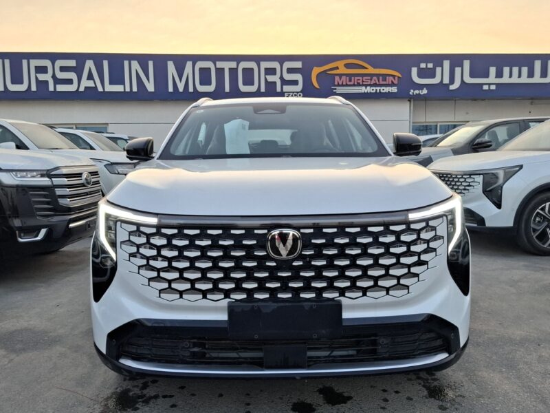 2026 Changan CS-55 Plus 1.5 Litres 4-Cylinder Petrol Engine White Black SUV Automatic