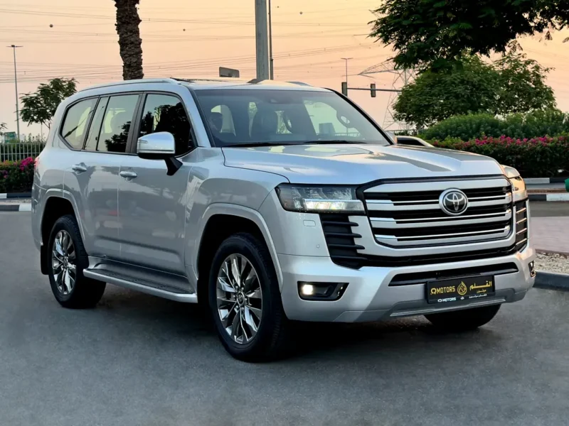 2024 Toyota Land Cruiser GXR 4.0 Litres 6 Cylinders Petrol Engine Silver Black SUV GCC Specs
