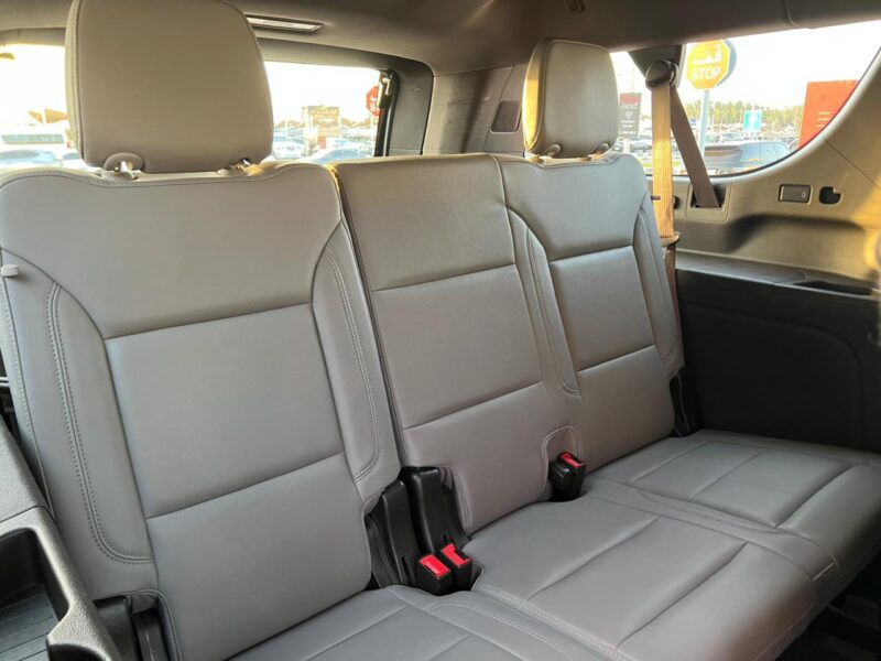 2023 Chevrolet Suburban LT 5.3-liter V8 EcoTec3 Petrol Engine Black Beige SUV GCC Specs