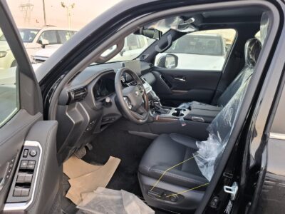 2026 Toyota Landcruiser VX 4.0 Litres Twin Turbo 6 Cylinders Petrol Engine Black SUV