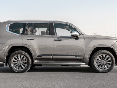 2026 Toyota Land Cruiser VXR 3.5L V6 Twin-Turbo Petrol Hybrid Engine Bronze Red SUV GCC