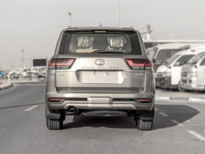 2026 Toyota Land Cruiser VXR 3.5L V6 Twin-Turbo Petrol Hybrid Engine Bronze Red SUV GCC