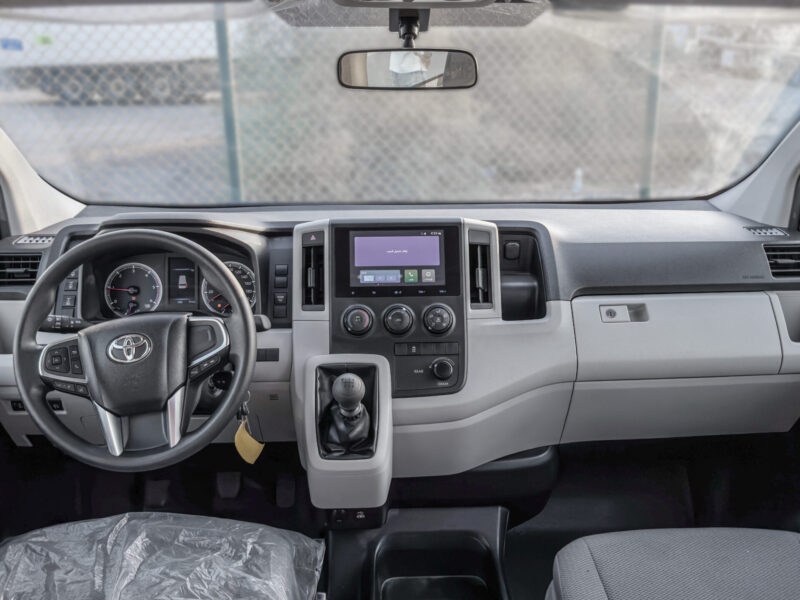 2026 Toyota Hiace Modified 4×4 2.8L 4-Cylinder Turbo Diesel Engine White Grey Van GCC