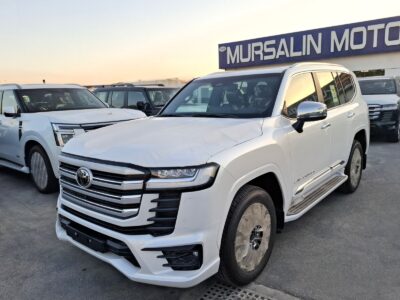 2026 Toyota Landcruiser VXR 3.5 Litres V6 Twin-Turbo Petrol Engine White Red SUV