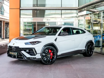 2024 Lamborghini Urus Performante 4.0-liter twin-turbo V8 Petrol Engine White Black SUV