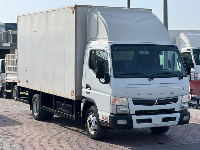 2021 Mitsubishi Canter Box 14FT Manual 4.2L 4 Cylinders Diesel Engine White Black GCC