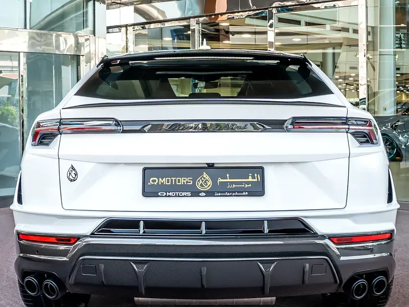 2024 Lamborghini Urus Performante 4.0-liter twin-turbo V8 Petrol Engine White Black SUV
