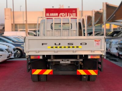 2025 Mitsubishi Canter 14FT Manual Clean 4.2L 4 Cylinders Diesel Engine White Black Truck