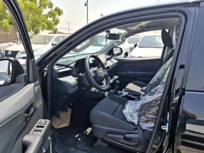 2026 Toyota Hilux E 2.8 Litres 4 Cylinders Turbo Diesel Engine Black Pickup Truck MT