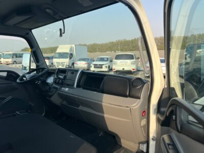 2022 Mitsubishi Canter 14FT Manual 4.2L 4 Cylinders Diesel Engine White Black GCC Specs