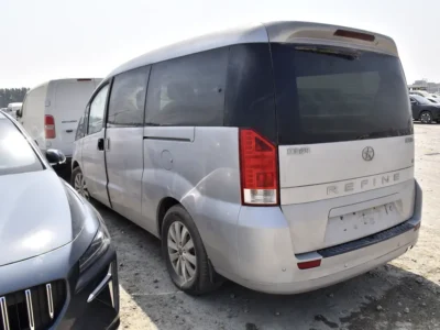 2014 JAC M5 Refine 4 Cylinders Petrol Engine Silver Grey Van Chinese Specs Automatic