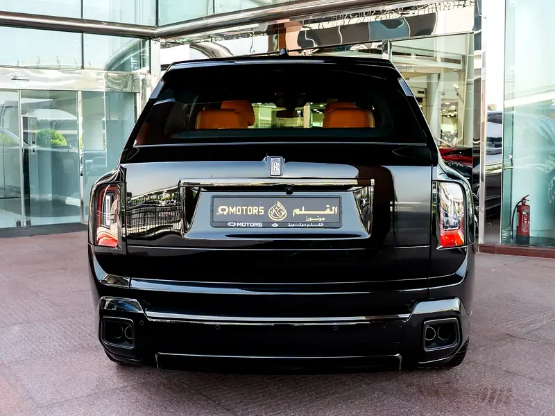 2026 Rolls-Royce Cullinan Black Badge Twin-Turbo V12 Petrol Engine Black Orange SUV