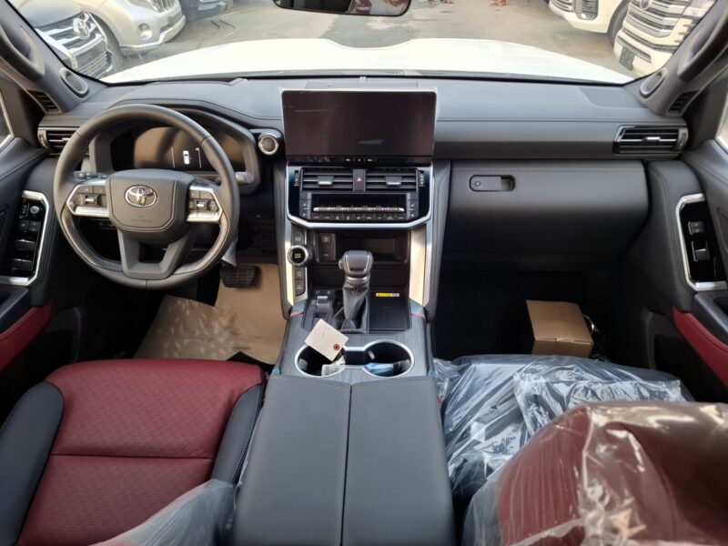2026 Toyota Landcruiser VXR 3.3L V6 Twin-Turbo Diesel Engine White Red SUV GCC Specs