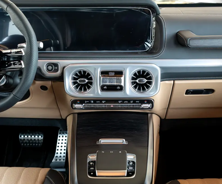 2025 Mercedes-Benz G-Class G 63 AMG 4.0 Litres V8 Biturbo Petrol Engine Green Brown SUV