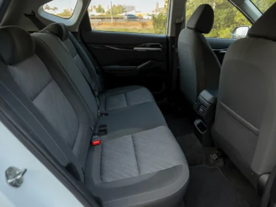 2024 Kia Seltos LX 1.5 Litres 4 Cylinders Petrol Engine White Grey SUV GCC Specs