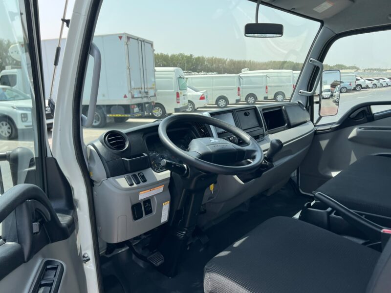 2025 Mitsubishi Canter 14FT Manual 4.2 Litres 4 Cylinders Diesel Engine White Black Truck GCC