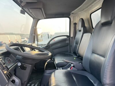 2022 Isuzu Water Shutter 14FT Manual 4.2L 4 Cylinders Diesel Engine White Black Truck