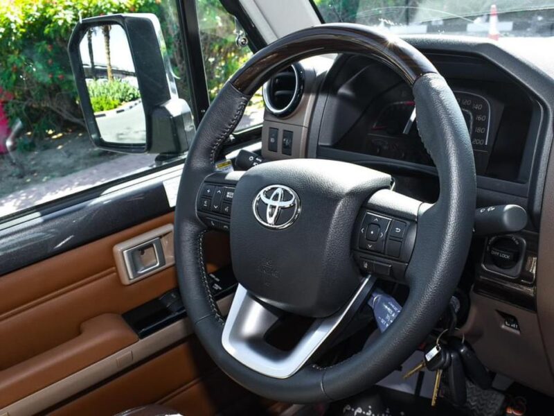 2026 Toyota Land Cruiser Single Cabin LX 4.0L V6 Petrol Engine Grey Brown Pickup Truck GCC