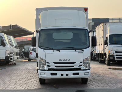 2022 Isuzu Water Shutter 14FT Manual 4.2L 4 Cylinders Diesel Engine White Black Truck