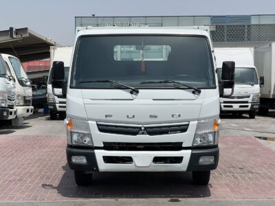 2025 Mitsubishi Canter 14FT Manual 4.2 Litres 4 Cylinders Diesel Engine White Black Truck GCC
