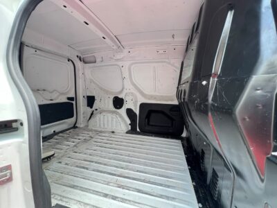 2023 Renault Express Van Manual 1.5 Litres 4 Cylinders Petrol Engine White Grey GCC Specs