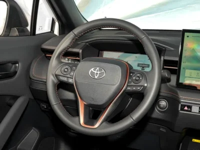 2026 Toyota Frontlander 4 Cylinders Petrol Engine White Black SUV Chinese Specs Automatic