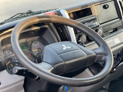 2021 Mitsubishi Canter 14FT 4.2L 4 Cylinders Diesel Engine White Black GCC Specs MT