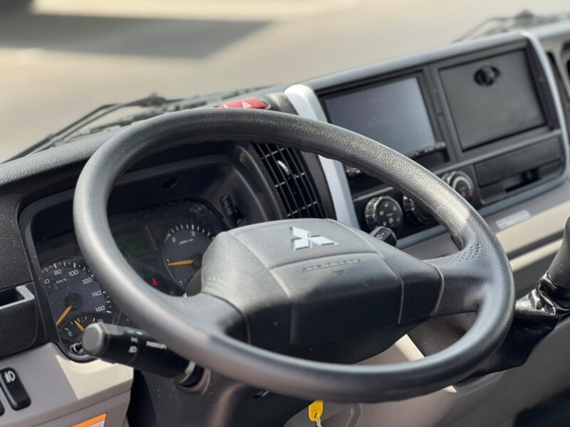 2025 Mitsubishi Canter 14FT Manual 4.2 Litres 4 Cylinders Diesel Engine White Black Truck GCC