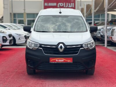 2023 Renault Express Van Manual 1.5 Litres 4 Cylinders Petrol Engine White Grey GCC Specs