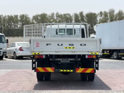 2025 Mitsubishi Canter 14FT Manual 4.2 Litres 4 Cylinders Diesel Engine White Black Truck GCC