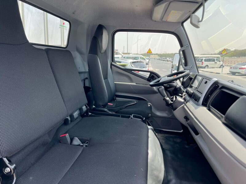 2025 Mitsubishi Canter 14FT Manual 4.2 Litres 4 Cylinders Diesel Engine White Black Truck GCC