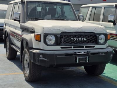 2026 TOYOTA LAND CRUISER 70 SERIES 4.0L V6 Petrol Engine White Brown SUV GCC Specs
