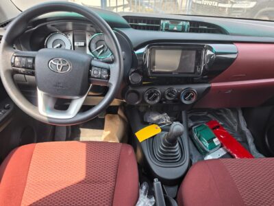 2026 TOYOTA HILUX DC 2.7 Litres 4 Cylinders Petrol Engine 4X2 MT White Red Pickup Truck