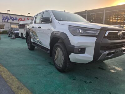 2026 TOYOTA HILUX ADVENTURE 2.8 Litres 4 Cylinders DIESEL Engine White Black Pickup Truck