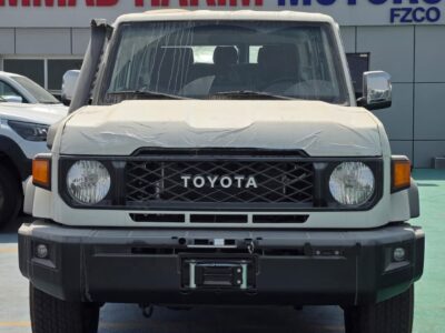 2026 TOYOTA LAND CRUISER 70 SERIES 4.0L V6 Petrol Engine White Brown SUV GCC Specs