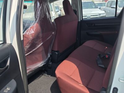 2026 TOYOTA HILUX DC 2.7 Litres 4 Cylinders Petrol Engine 4X2 MT White Red Pickup Truck
