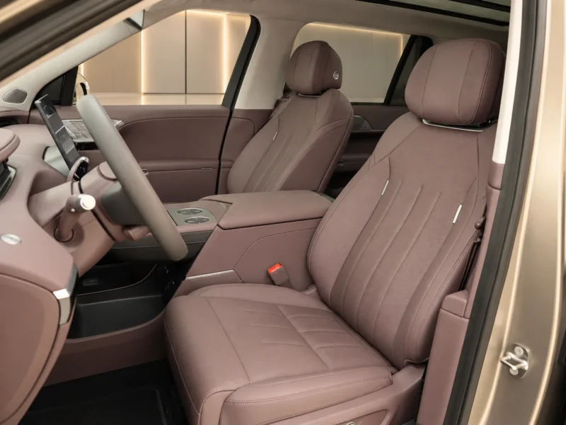 2027 XPENG GX REEV 1585 AWD ULTRA SE 1.5L Turbo 4 Cylinder Hybrid Engine Gold Purple SUV
