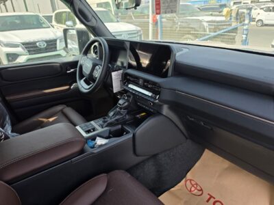 2027 TOYOTA PRADO ADVENTURE 2.8 Litres 4 Cylinders Diesel Engine Gold Brown SUV GCC