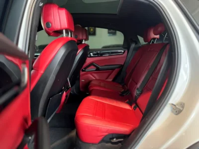 2022 Porsche Cayenne Coupé 3.0L Turbocharged V6 Petrol Engine White Red SUV GCC Specs