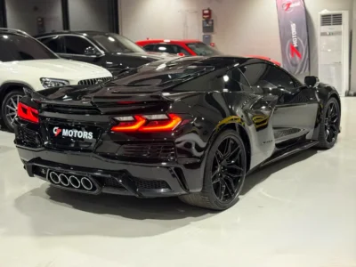 2023 Chevrolet Corvette Z06 3LZ 5.5L LT6 Naturally Aspirated DOHC V8 Petrol Engine Black Coupe