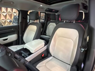 2023 Land Rover Defender P400 SE X Dynamics 3.0L 6 Cylinders Petrol Engine Silver White SUV